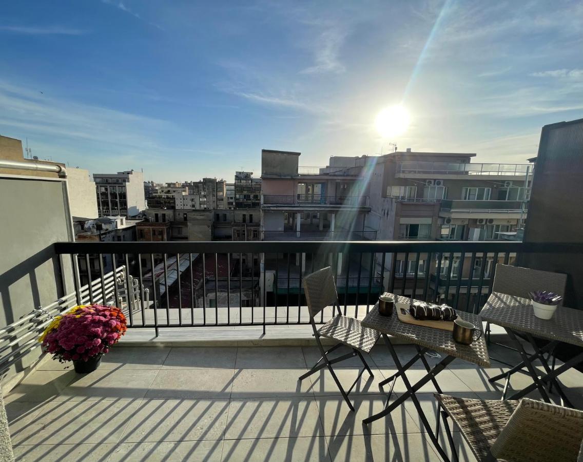 Thesspacious Apartment Thessaloniki Exterior photo