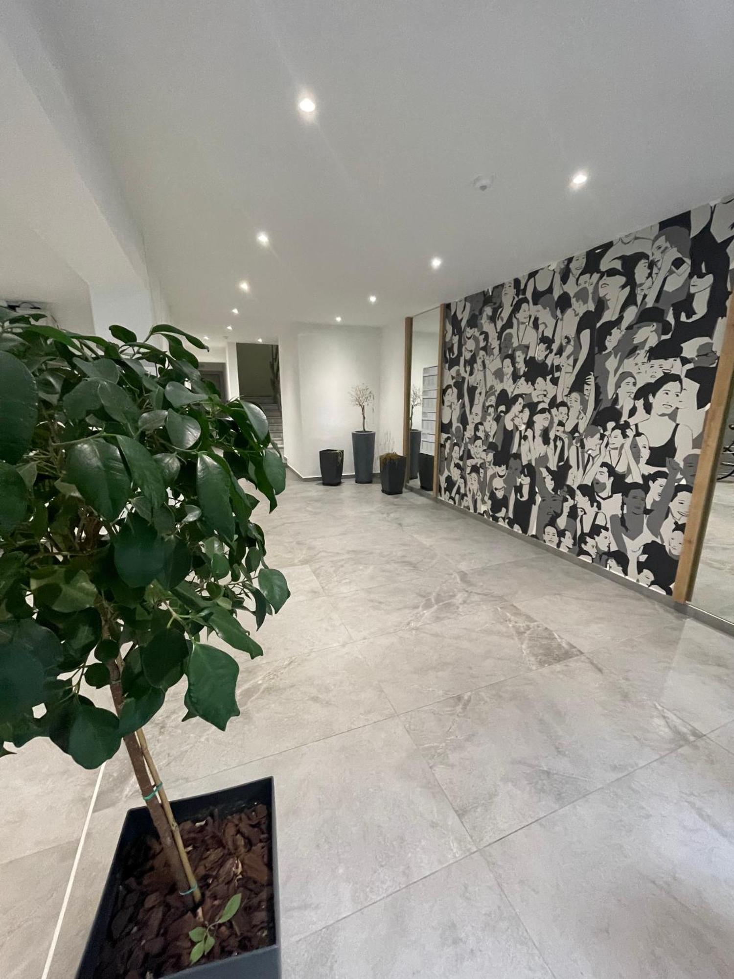 Thesspacious Apartment Thessaloniki Exterior photo
